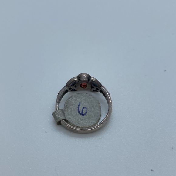 BOGO50 Sterling silver garnet ring - Picture 4 of 6